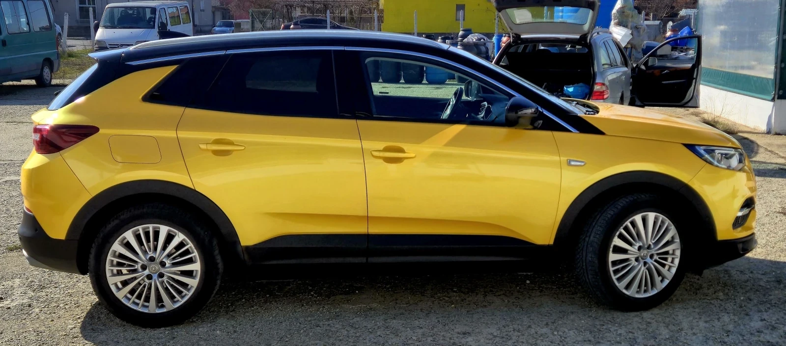 Opel Grandland X 1.6 turbo diesel. Full extra, Automat, Android pla, снимка 5 - Автомобили и джипове - 54181067