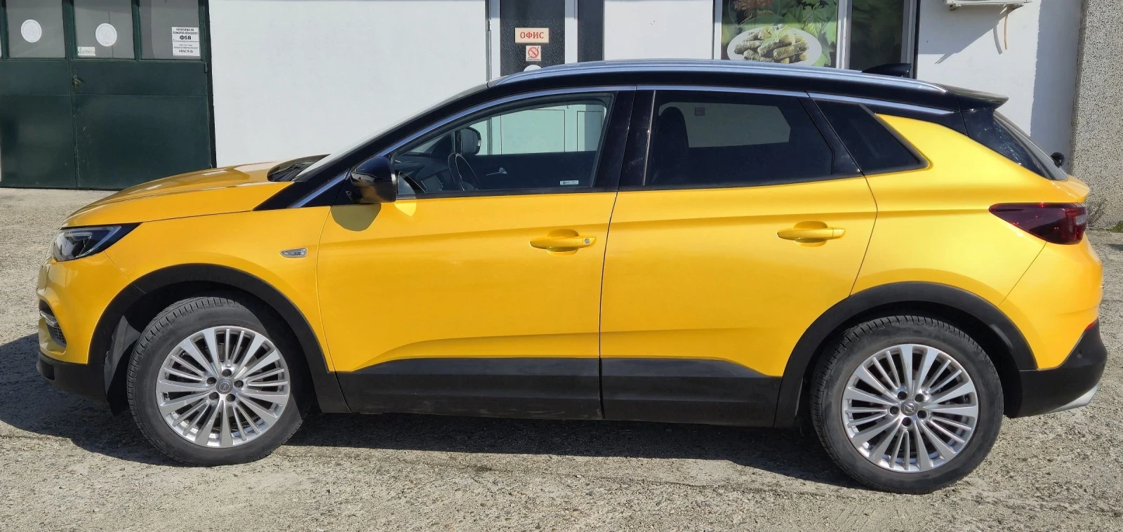 Opel Grandland X 1.6 turbo diesel. Full extra, Automat, Android pla, снимка 10 - Автомобили и джипове - 54181067