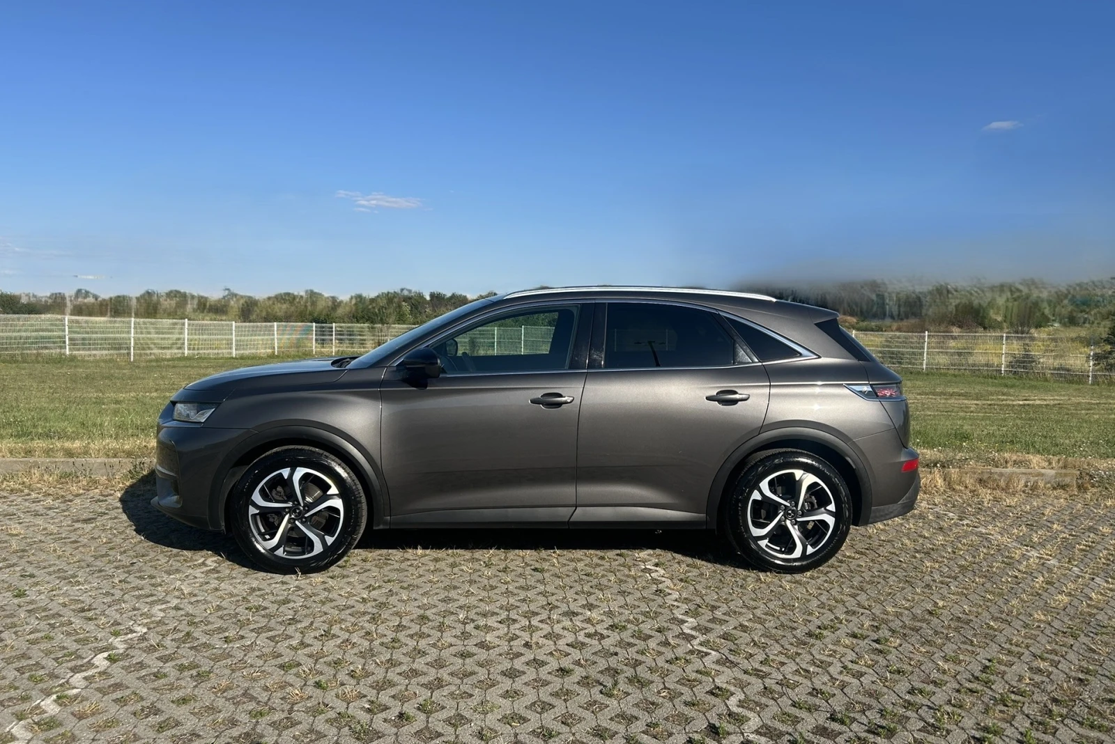 Citroen DS 7 Crossback 1.2 PureTech 130/Manual/Be Chic/EURO 6, снимка 3 - Автомобили и джипове - 55249182