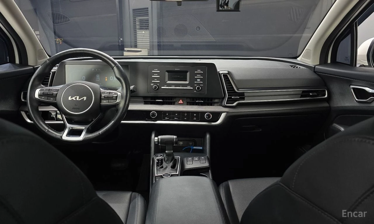 Kia Sportage 2.0D Trendy* 4x4* ПОДГРЕВ* KEYLESS* КРАЙНА ЦЕНА* , снимка 9 - Автомобили и джипове - 55349468