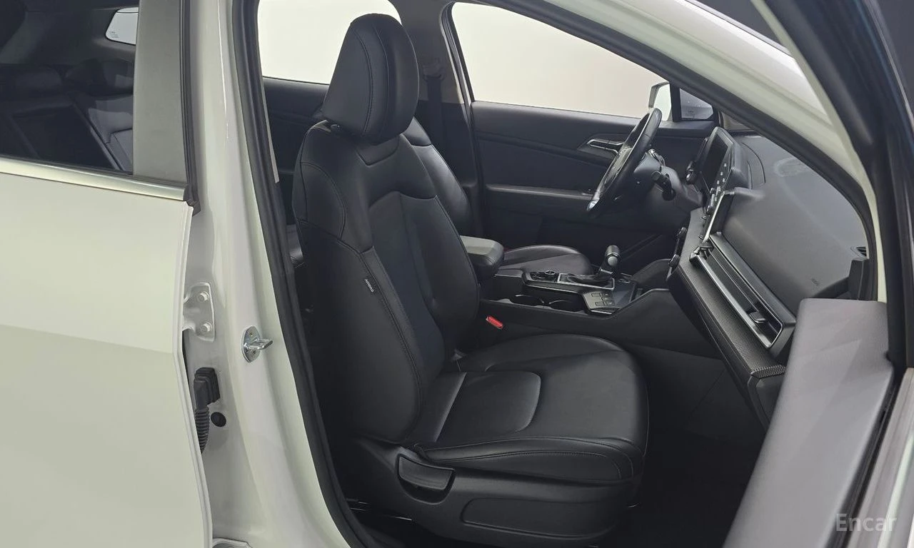 Kia Sportage 2.0D Trendy* 4x4* ПОДГРЕВ* KEYLESS* КРАЙНА ЦЕНА* , снимка 7 - Автомобили и джипове - 55349468