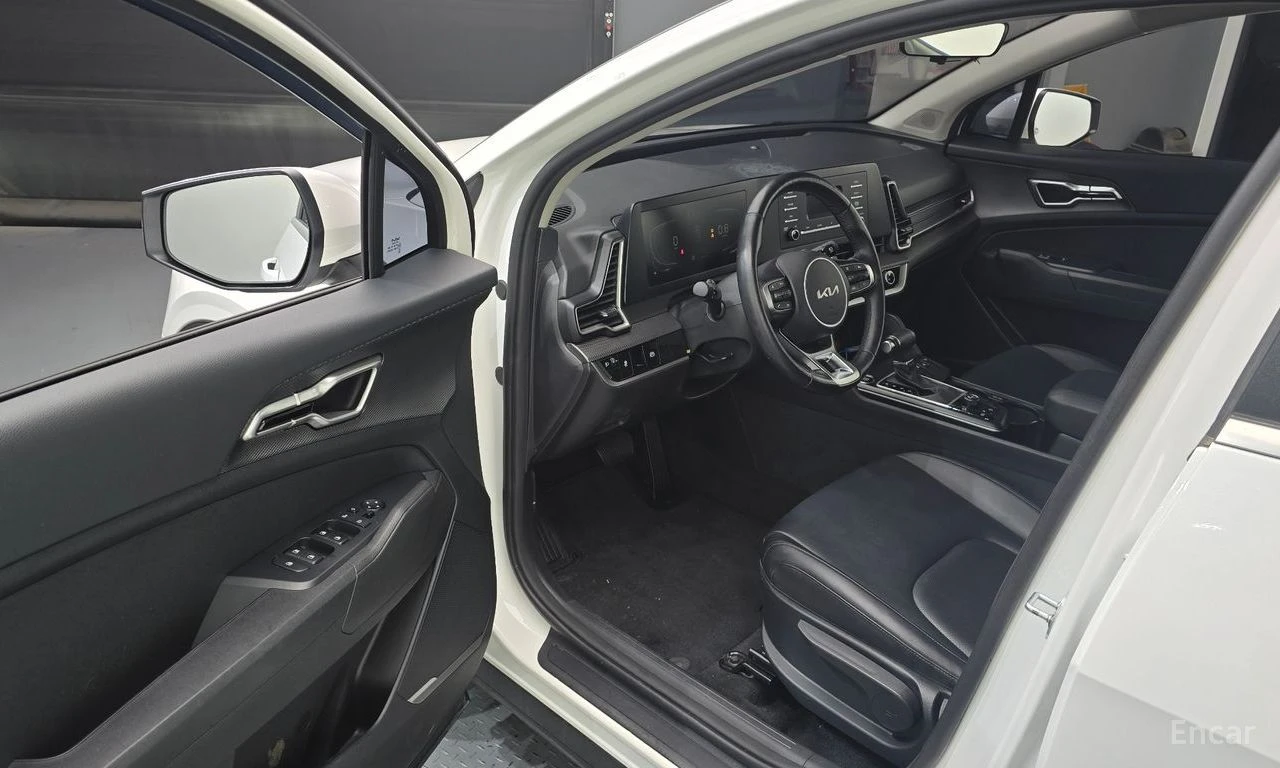 Kia Sportage 2.0D Trendy* 4x4* ПОДГРЕВ* KEYLESS* КРАЙНА ЦЕНА* , снимка 6 - Автомобили и джипове - 55349468