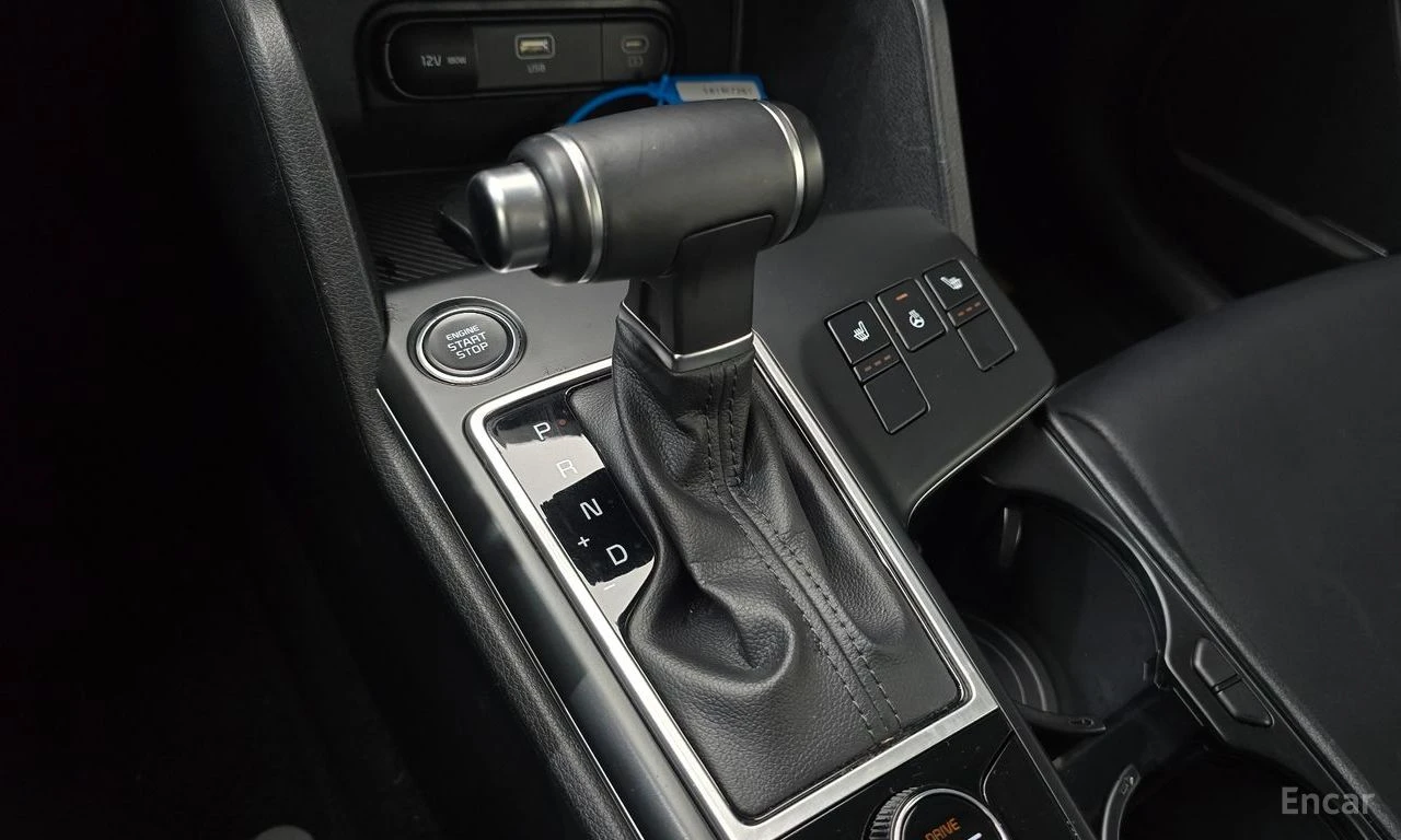 Kia Sportage 2.0D Trendy* 4x4* ПОДГРЕВ* KEYLESS* КРАЙНА ЦЕНА* , снимка 12 - Автомобили и джипове - 55349468