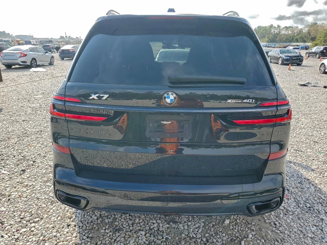 BMW X7 XDRIVE M PACK| DISTRONIC| HUD| HARMAN| MASSAGE, снимка 5 - Автомобили и джипове - 55391873