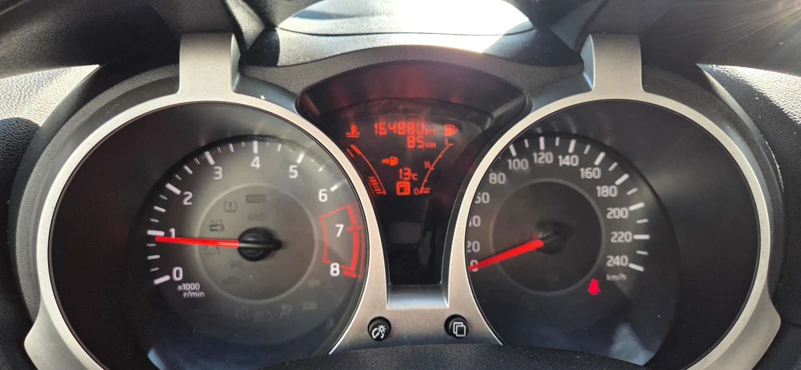 Nissan Juke Acenta, снимка 15 - Автомобили и джипове - 56375531