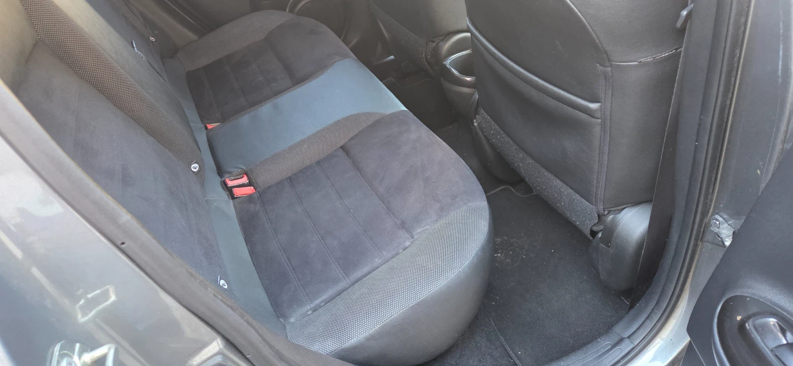 Nissan Juke Acenta, снимка 13 - Автомобили и джипове - 56375531