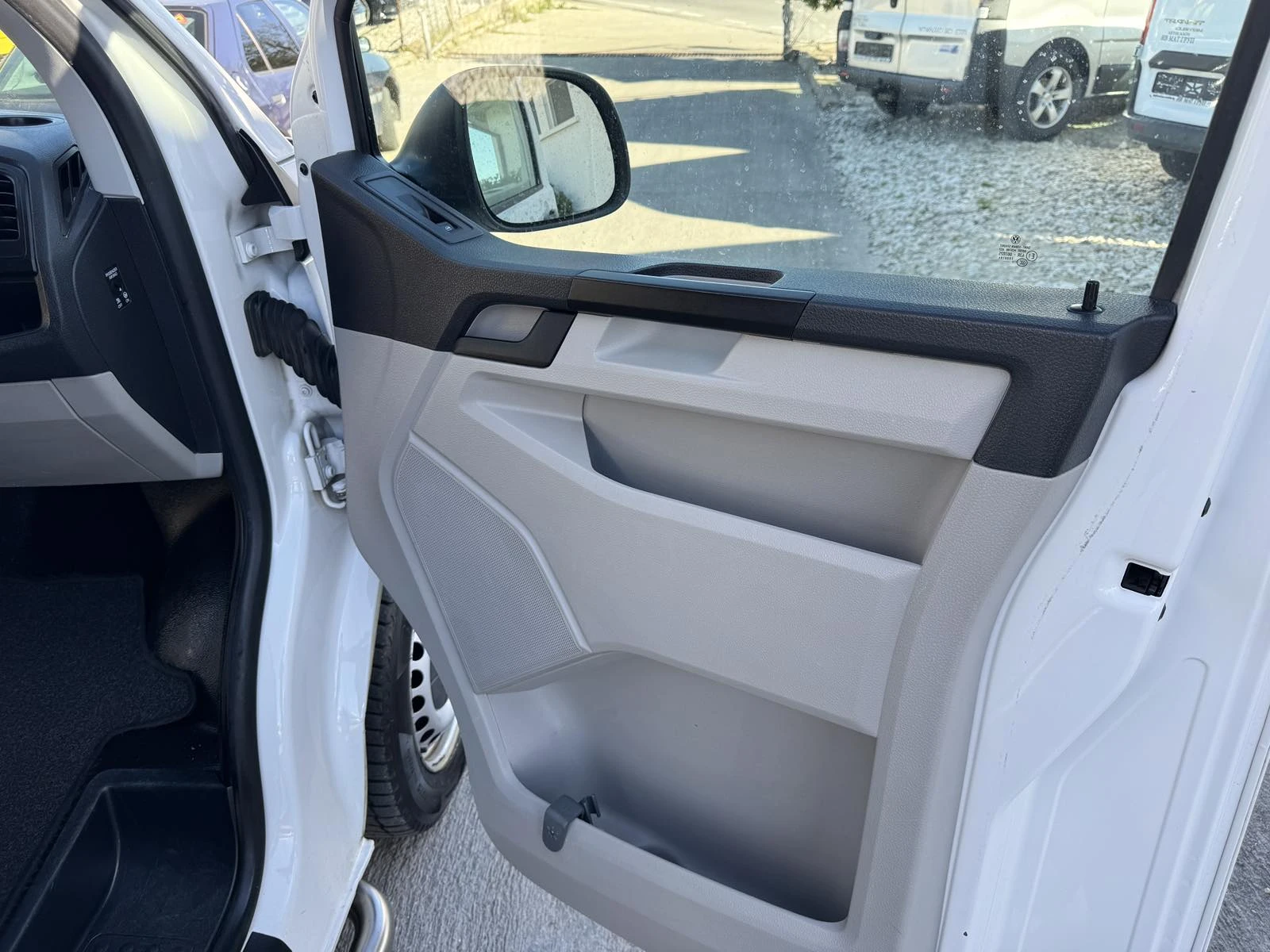 VW T6 ДЪЛГА БАЗА - изображение 6