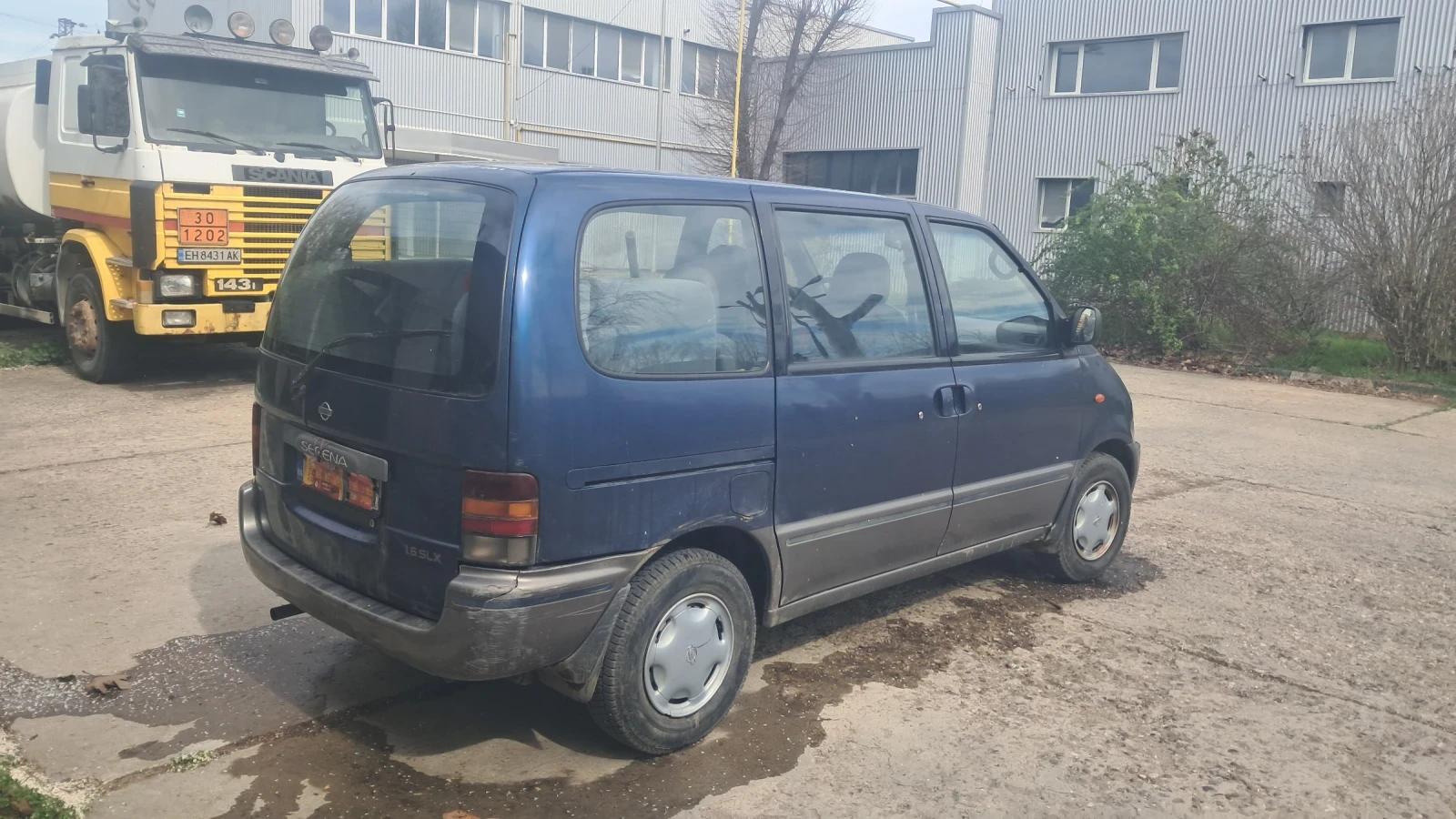 Nissan Serena, снимка 5 - Бусове и автобуси - 54138414