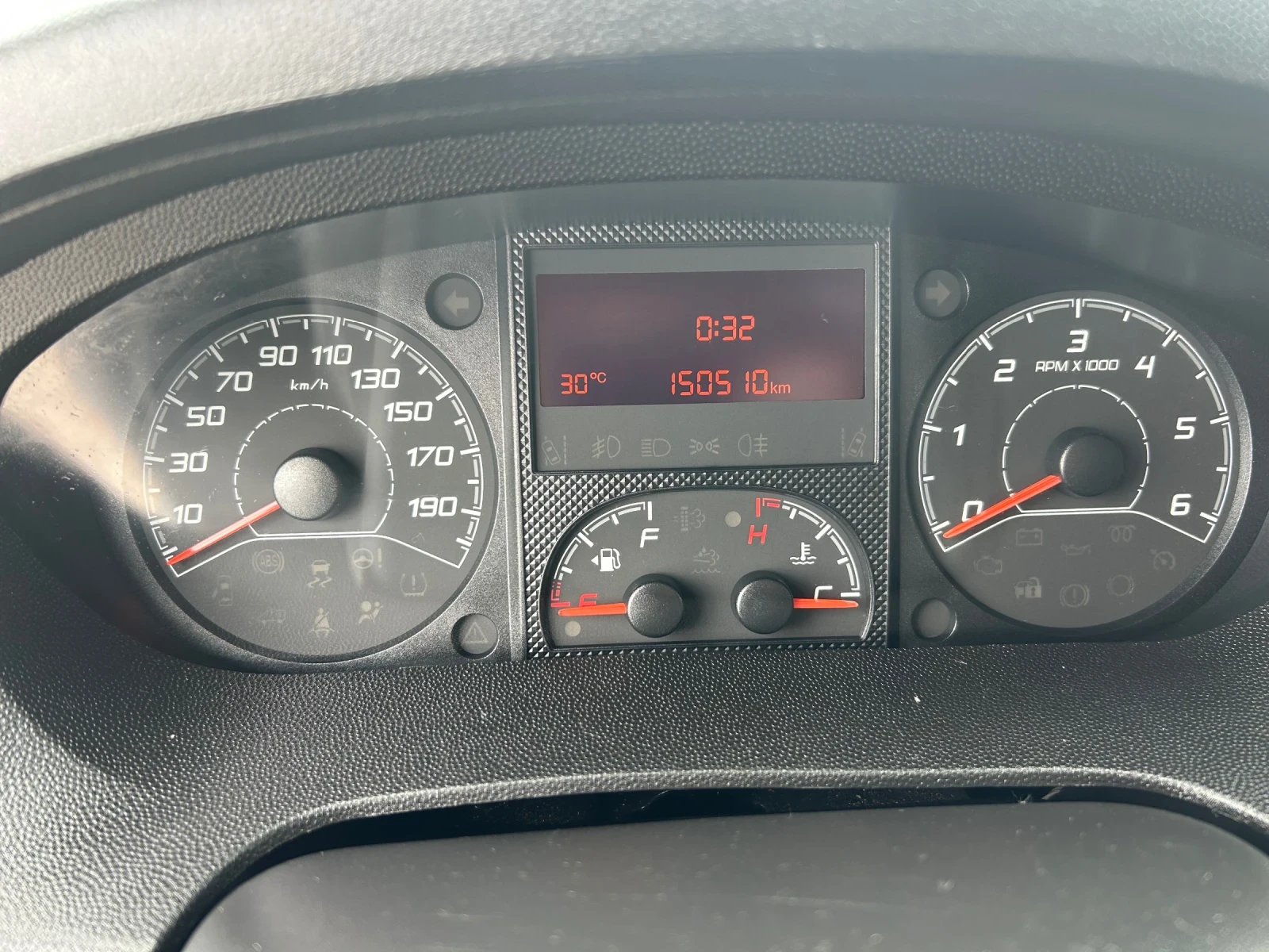 Peugeot Boxer * 2.2* 140к.с* NAVI* Сервизна* История* ITALY* , снимка 10 - Бусове и автобуси - 54651472