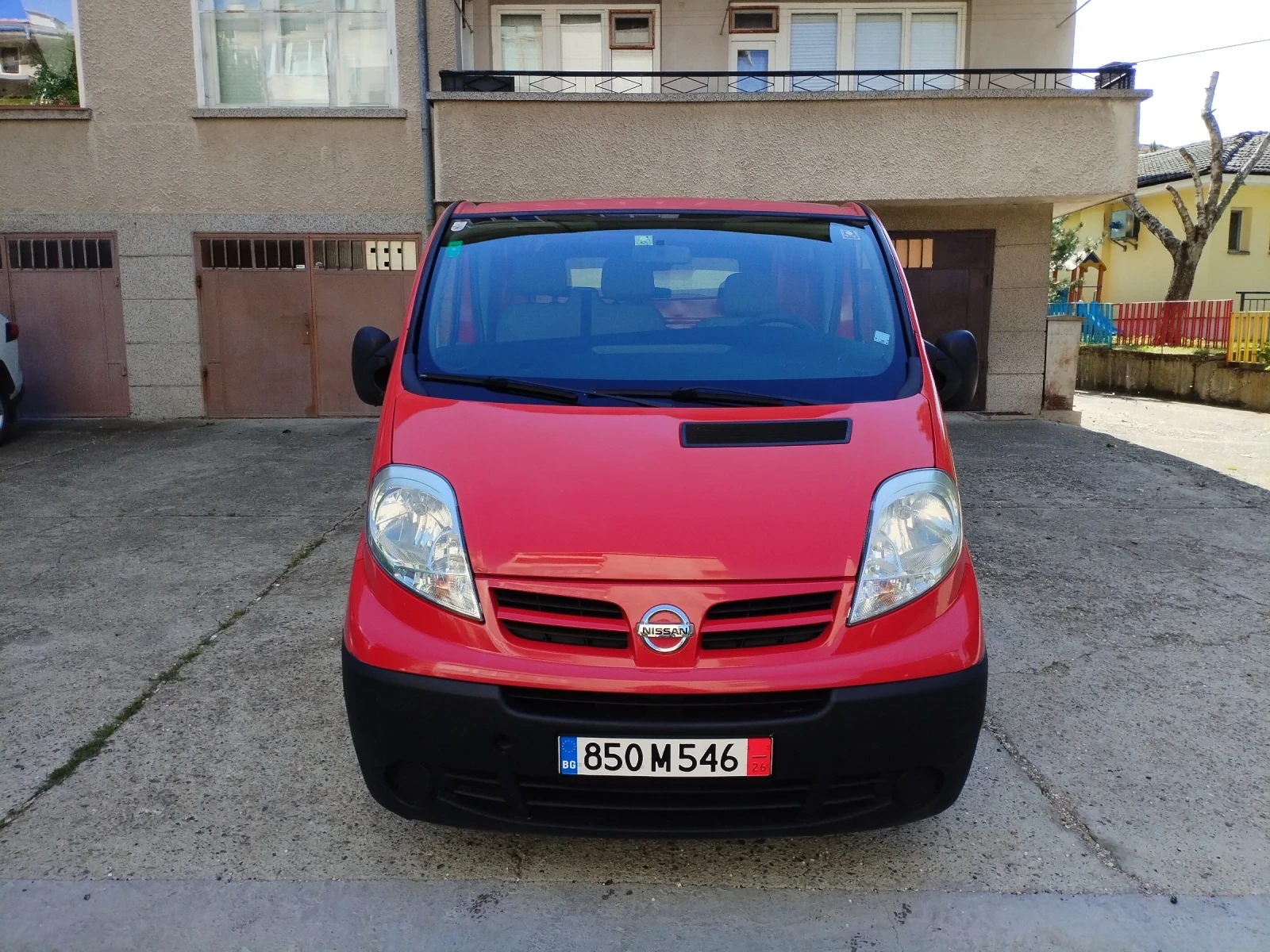 Nissan Primastar 2.0 DCI 114hp Клима 2 странични Теглич 6ск, снимка 2 - Бусове и автобуси - 55155389