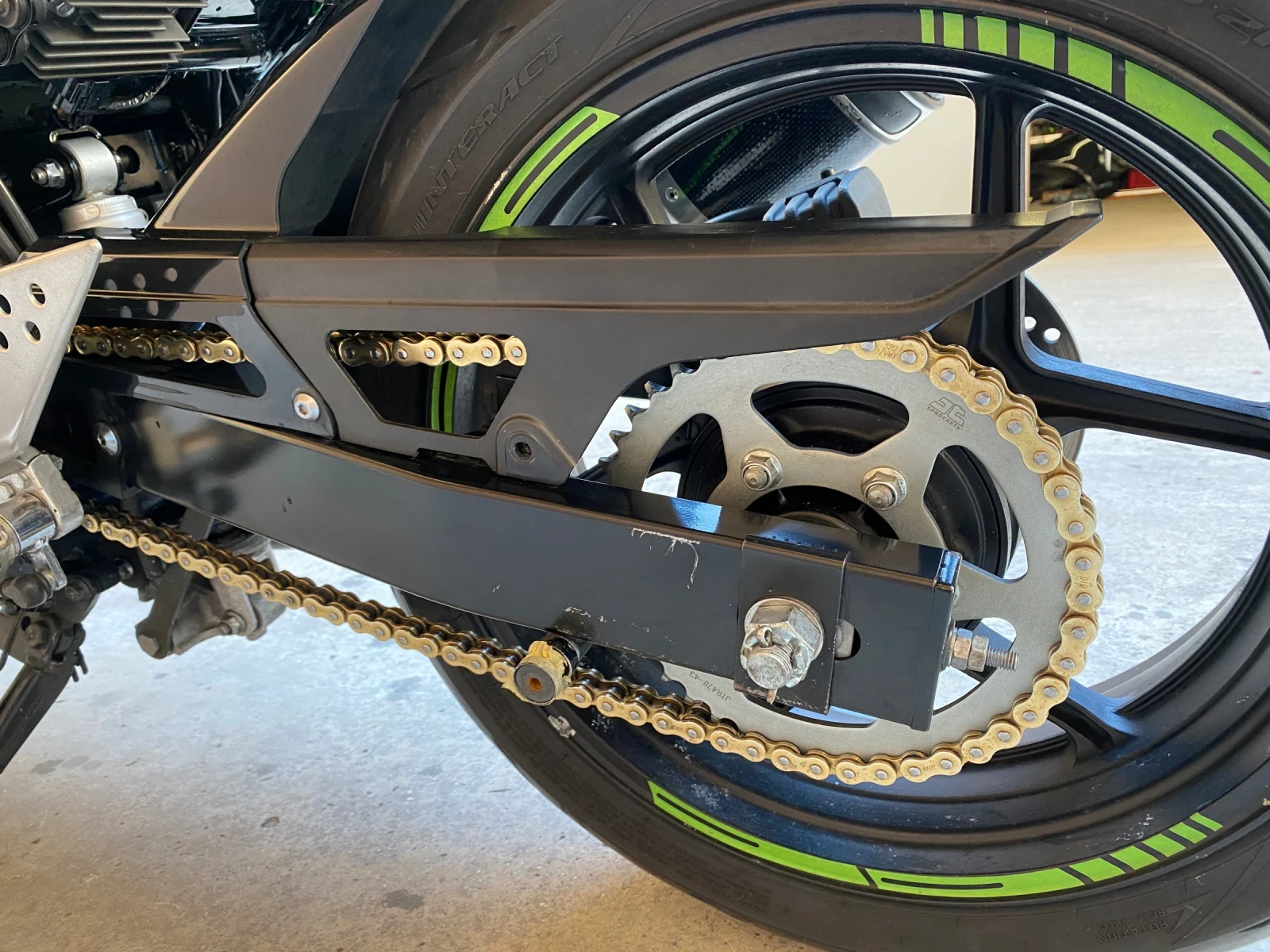 Kawasaki Z Z750 А2 25kw!!!!, снимка 7 - Мотоциклети и мототехника - 56316158