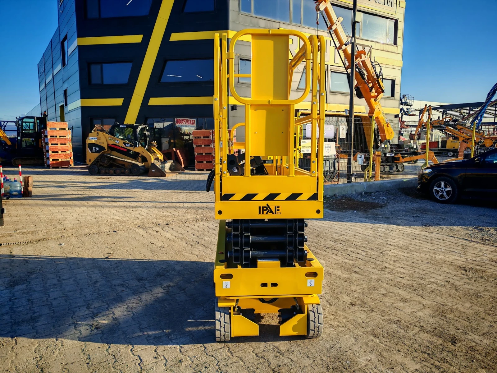 Автовишка Друга марка https://www.mobile.bg/obiava-71768994288521212-bag - изображение 2