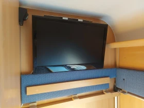 Кемпер Dethleffs Globetrotter / ALDE / двуетажно легло, снимка 10