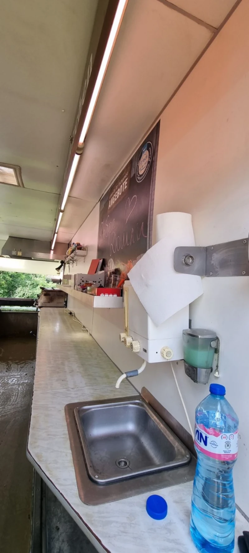 Каравана Caravelair, снимка 4 - Каравани и кемпери - 52357187