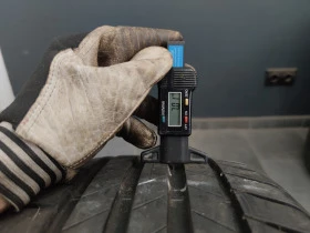 Гуми Летни 225/40R18, снимка 4