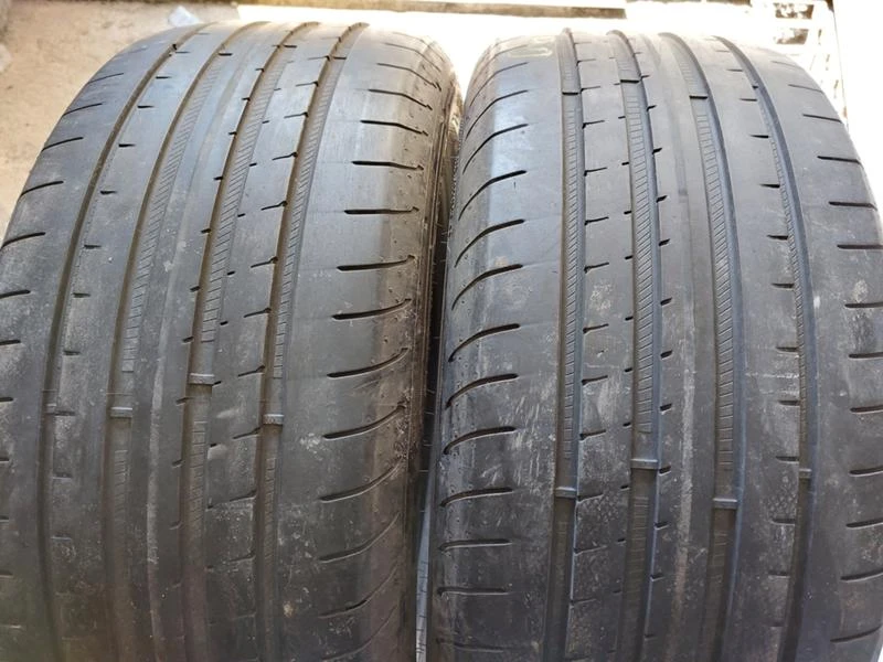 Гуми Летни 245/45R18, снимка 1 - Гуми и джанти - 36790959