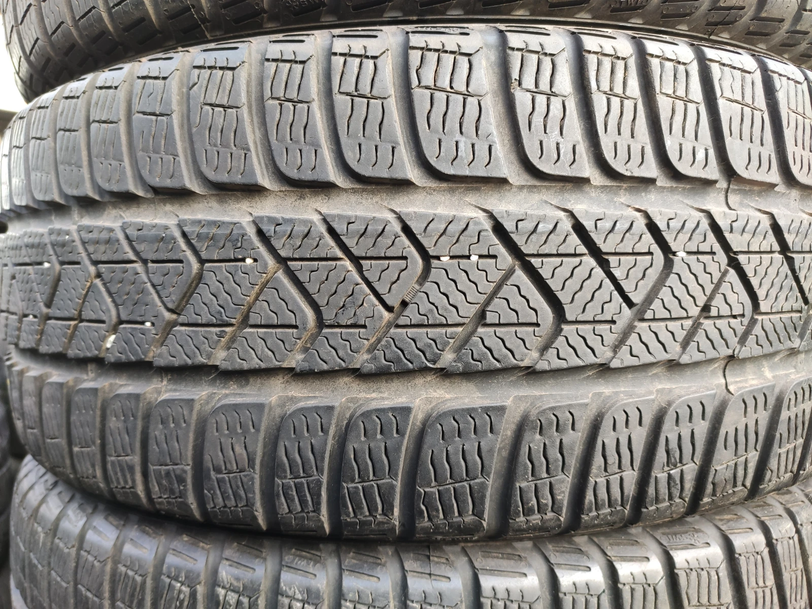  205/40R17 | Mobile.bg   3