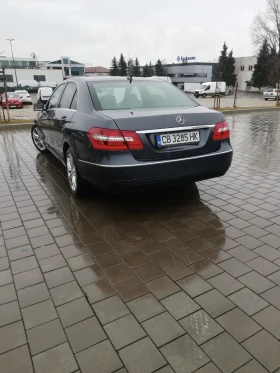 Mercedes-Benz E 220, снимка 2