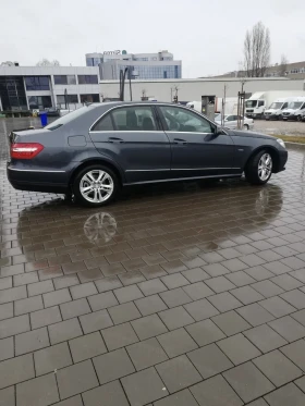 Mercedes-Benz E 220, снимка 5