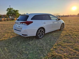 Toyota Auris, снимка 8