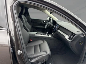 Volvo V60 B4 = Plus Dark = Гаранция - 70340 лв. / 35964.27 € - 80358303 6