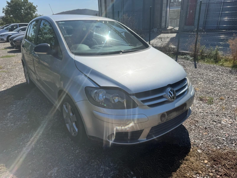 VW Touran 1.9tdi, снимка 1 - Автомобили и джипове - 47347352