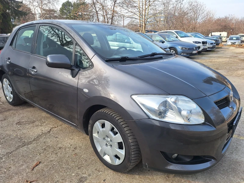 Toyota Auris Бензин-перфектен 6ск., снимка 1 - Автомобили и джипове - 49130656