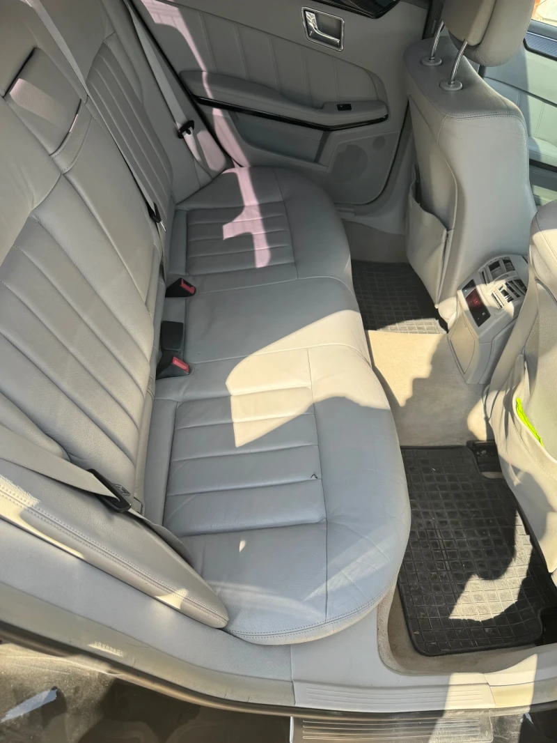 Mercedes-Benz E 350, снимка 13 - Автомобили и джипове - 52482343