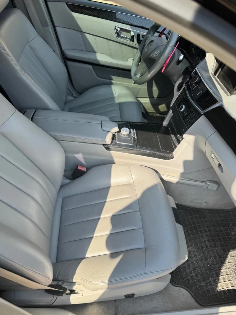 Mercedes-Benz E 350, снимка 12 - Автомобили и джипове - 52482343