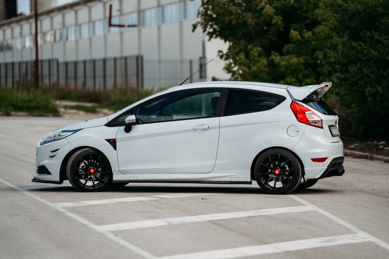 Ford Fiesta ST , снимка 4 - Автомобили и джипове - 52493627