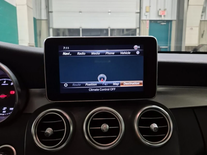 Mercedes-Benz C 300 AMG-pkg* 4M* Пано* Подгрев, снимка 8 - Автомобили и джипове - 52317589