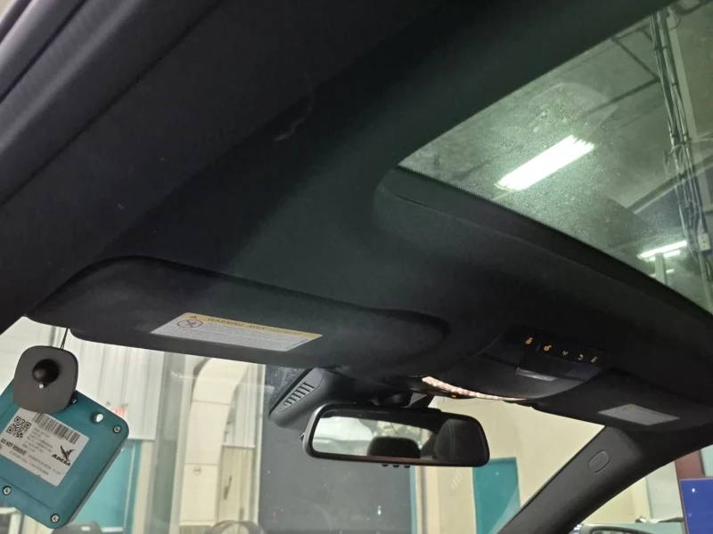 Mercedes-Benz C 300 AMG-pkg* 4M* Пано* Подгрев, снимка 9 - Автомобили и джипове - 52317589