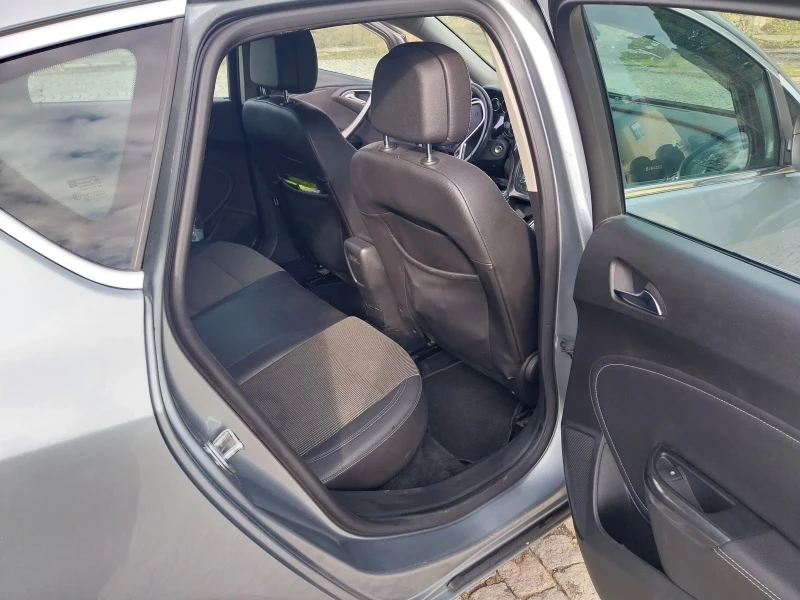 Opel Astra Opela Astra J 1.7 CDTI, снимка 15 - Автомобили и джипове - 53292566