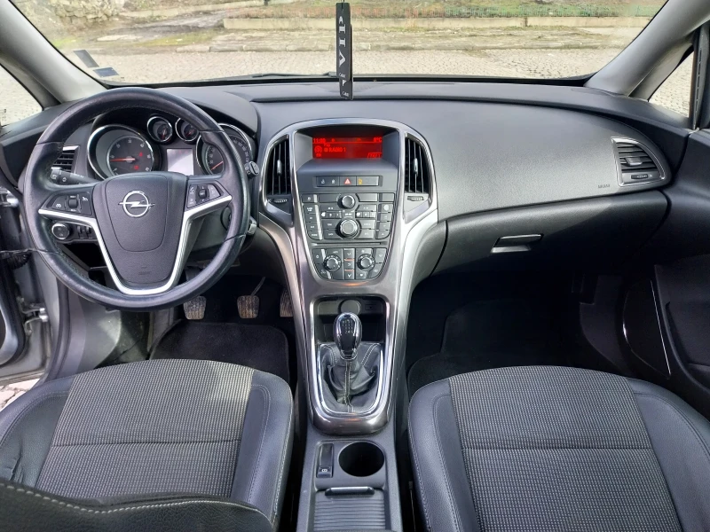 Opel Astra Opela Astra J 1.7 CDTI, снимка 11 - Автомобили и джипове - 53292566