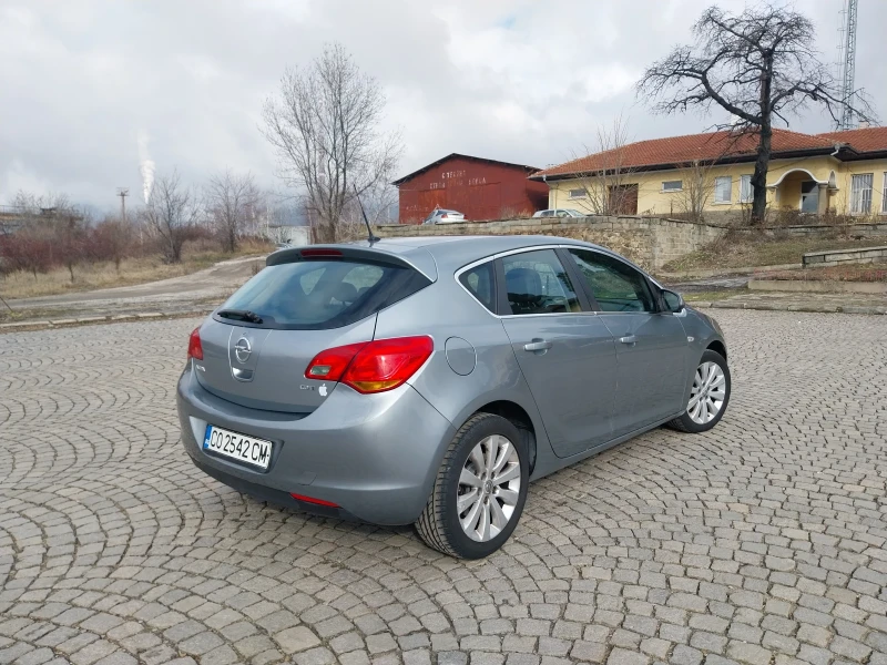 Opel Astra Opela Astra J 1.7 CDTI, снимка 9 - Автомобили и джипове - 53292566