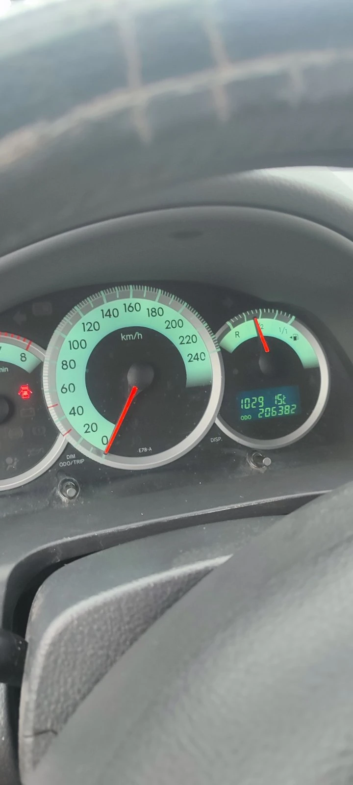 Toyota Corolla verso  - изображение 8