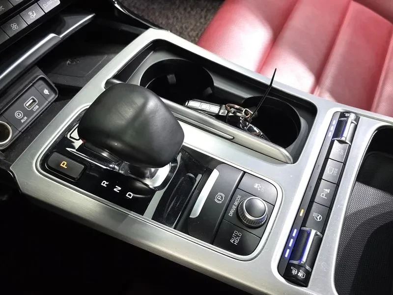 Kia Stinger 3.3 2WD GT - САМО 30% АВАНС , снимка 9 - Автомобили и джипове - 55888081