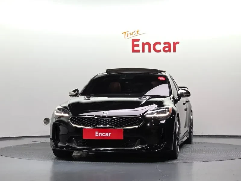 Kia Stinger 3.3 2WD GT - САМО 30% АВАНС , снимка 3 - Автомобили и джипове - 55888081