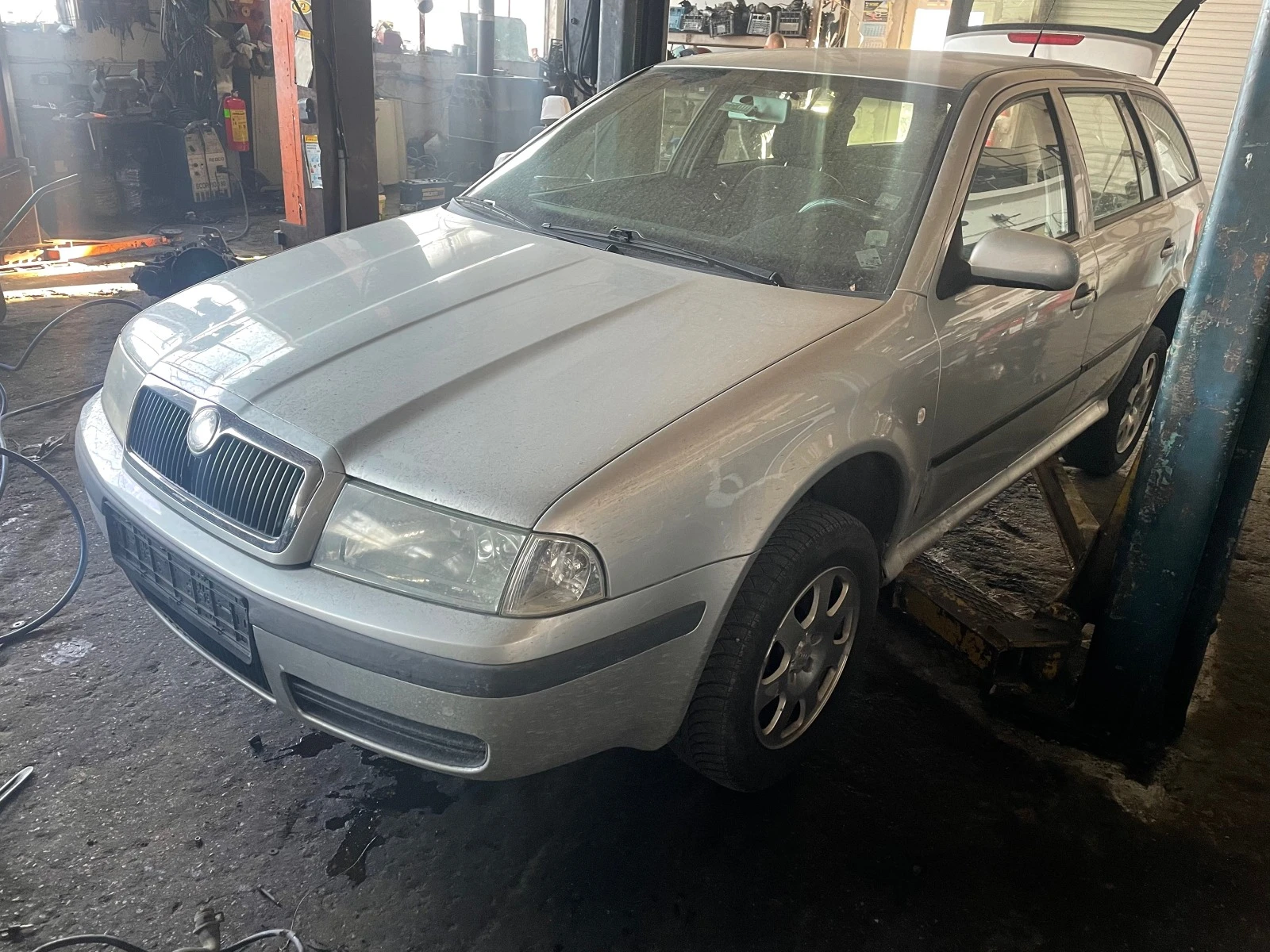 Skoda Octavia 4x4, снимка 1