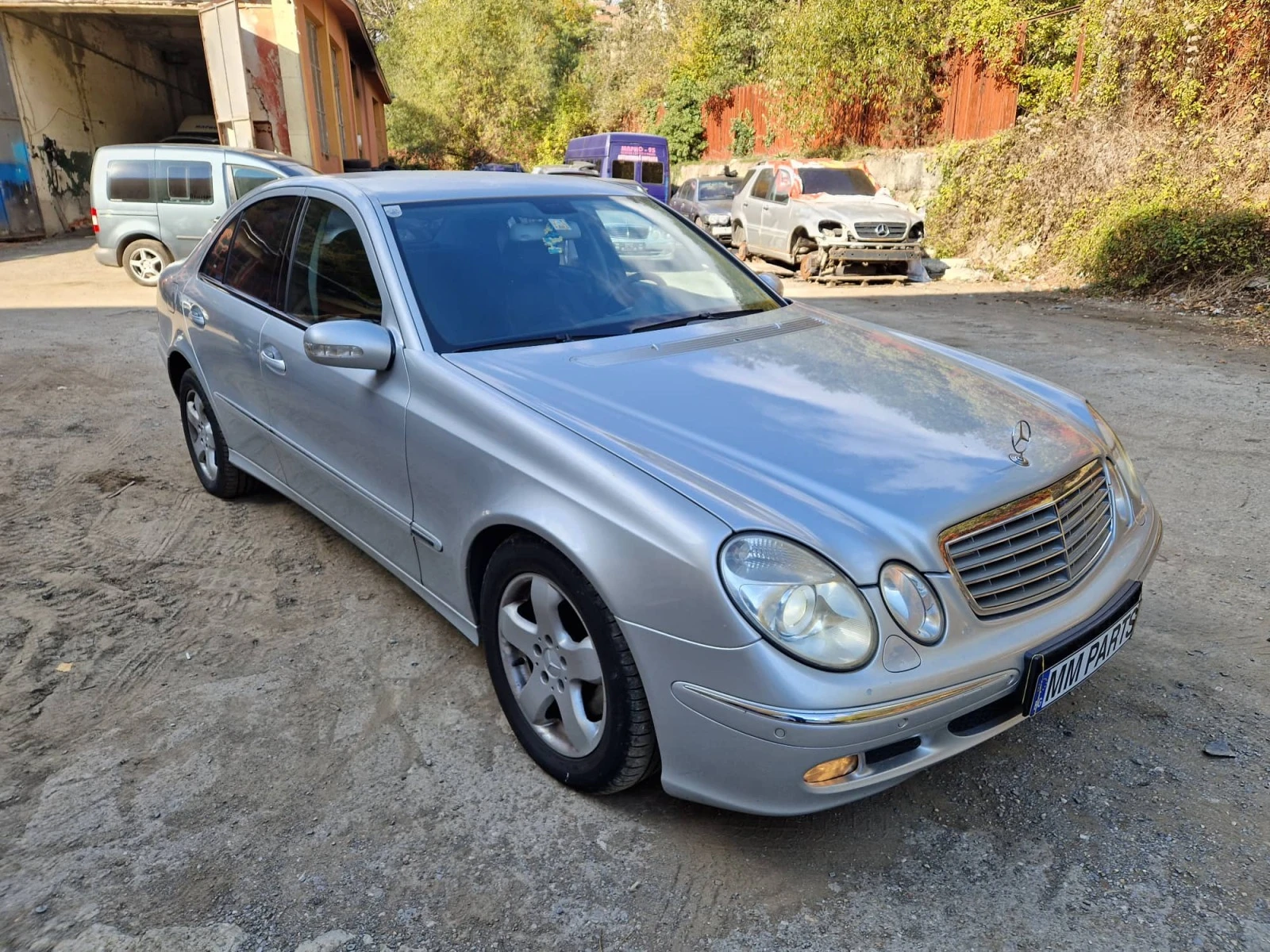 Mercedes-Benz E 200 5бр. KOMPRESSOR - изображение 7