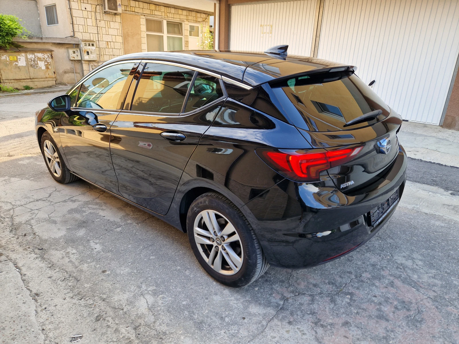 Opel Astra 1.4 t 150к.с Full Led - изображение 7