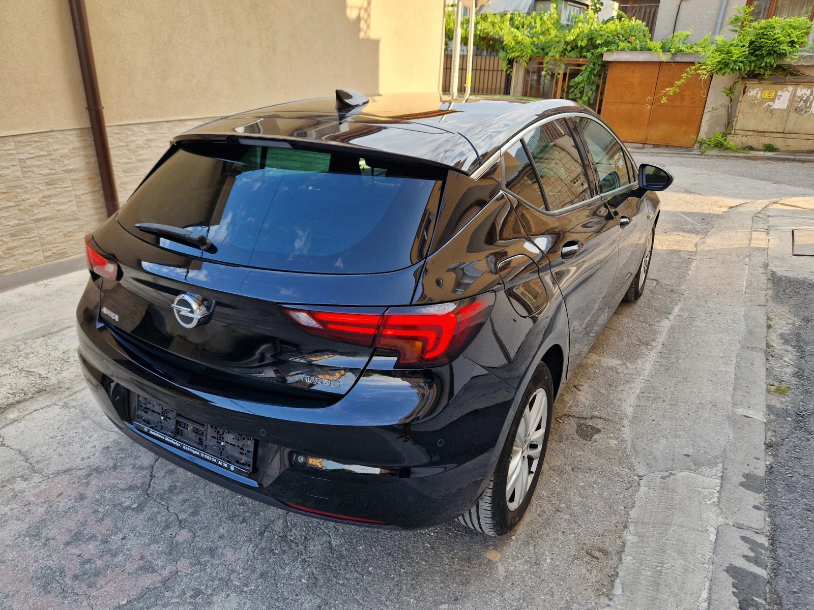 Opel Astra 1.4 t 150к.с Full Led - изображение 5