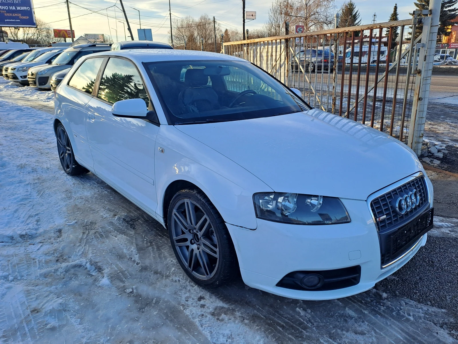 Audi A3 2.0 TDI S  line - изображение 2