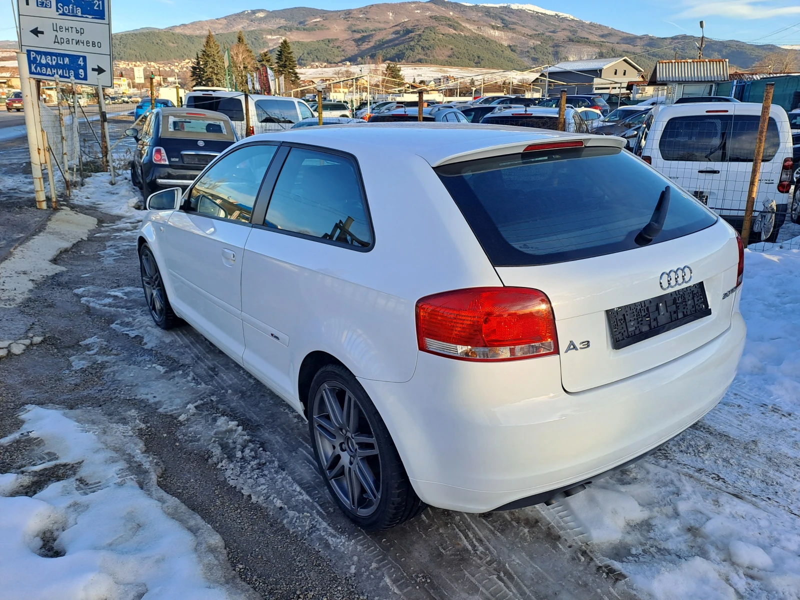 Audi A3 2.0 TDI S  line - изображение 5