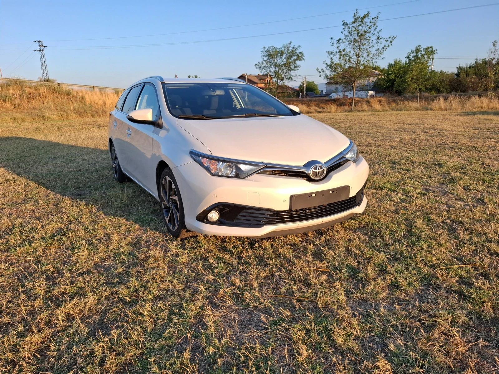 Toyota Auris  - изображение 4