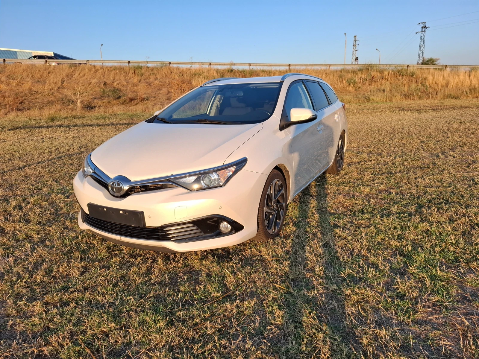 Toyota Auris | Mobile.bg � ����������� 4
