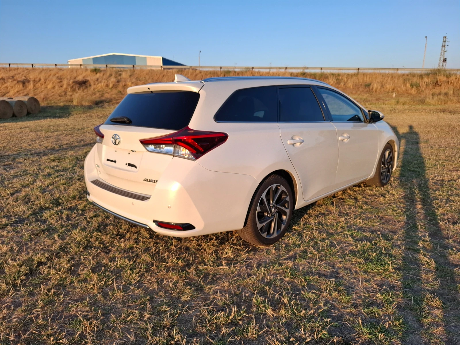 Toyota Auris  - изображение 6