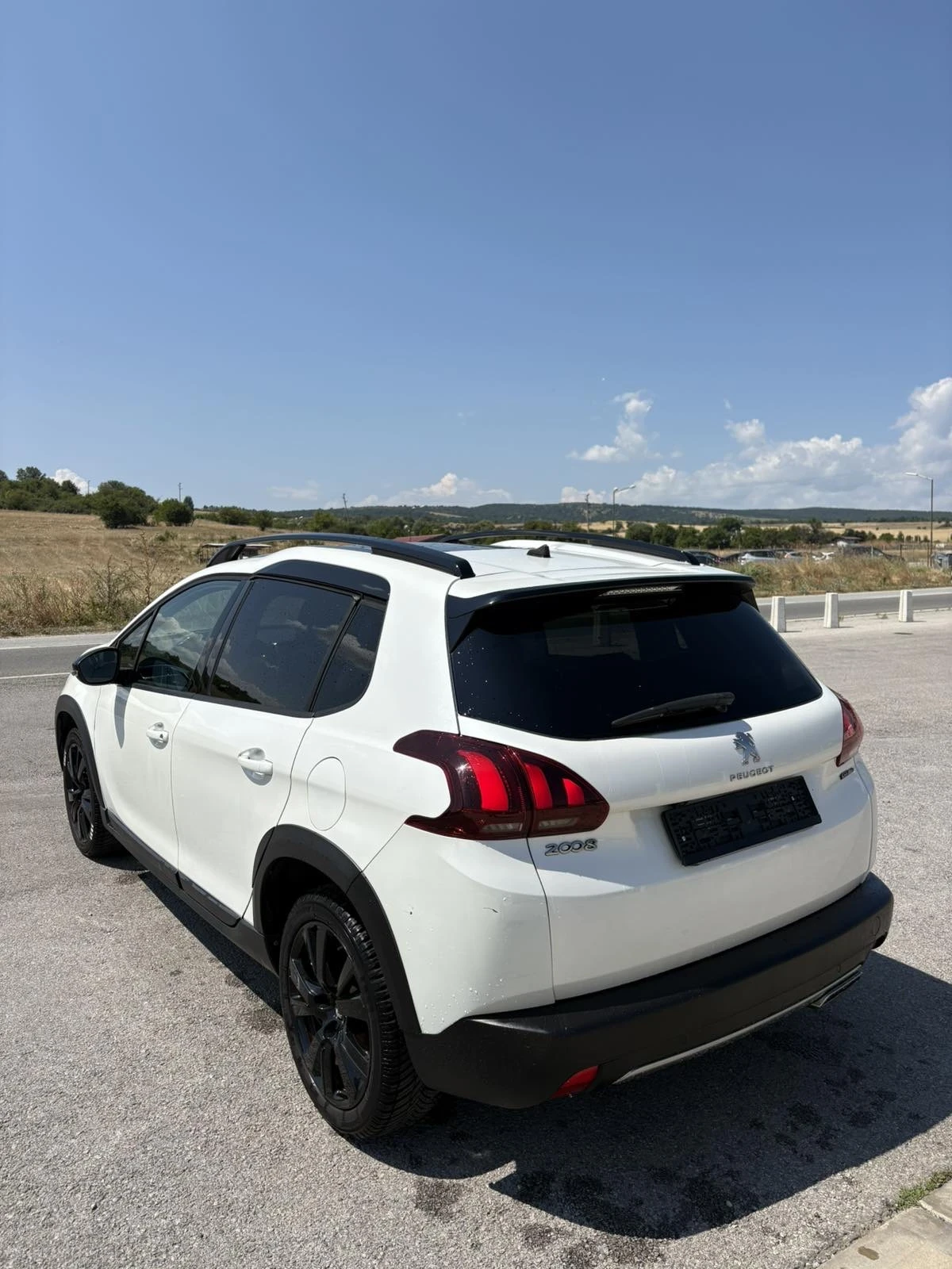 Peugeot 2008 Gt line - изображение 6