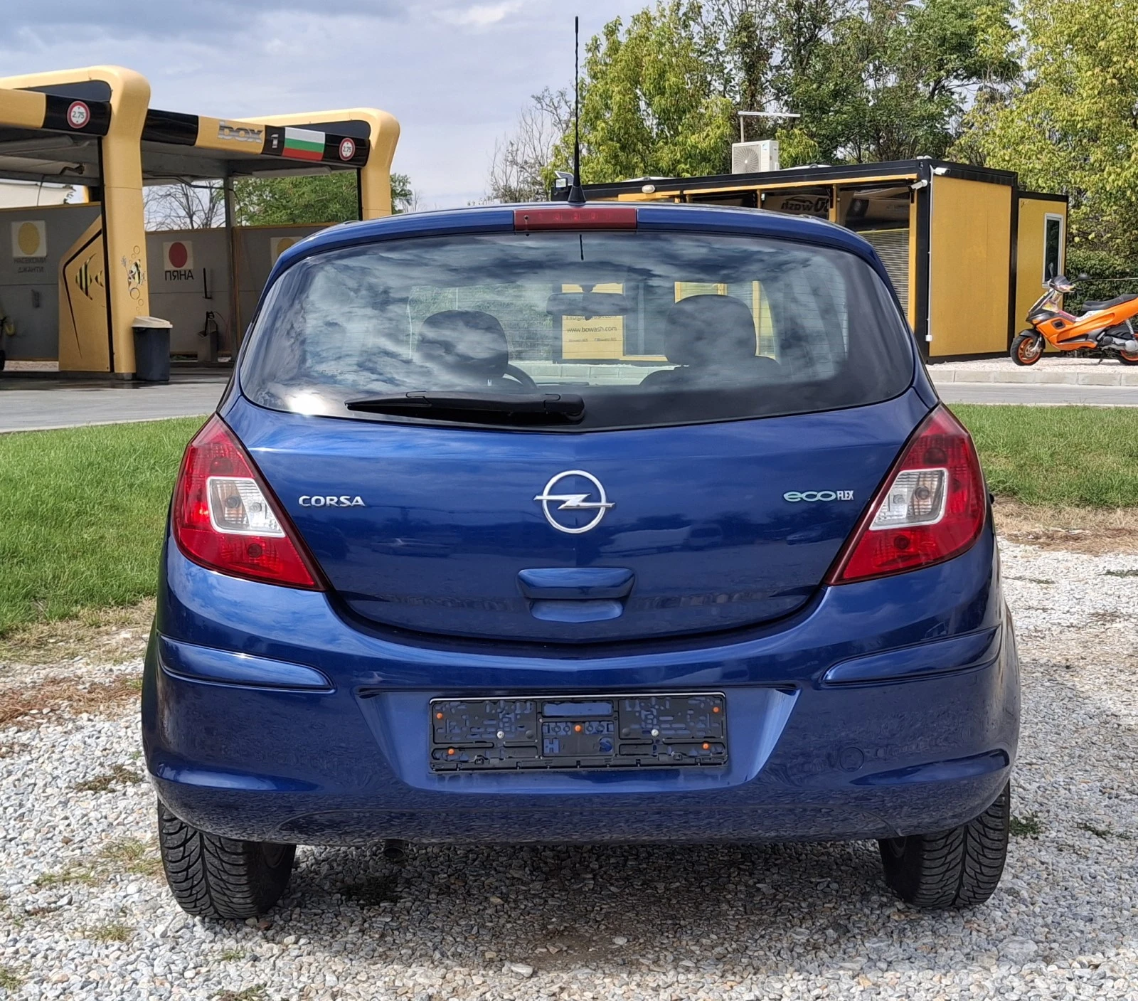 Opel Corsa 110 Jahre 1.0i 60PS - изображение 6