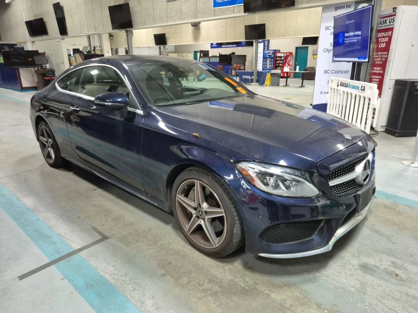 Mercedes-Benz C 300 AMG-pkg* 4M* Пано* Подгрев - изображение 2